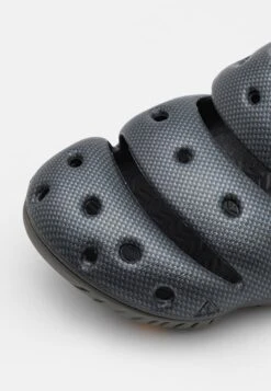 Keen Yogui - Sandalias Planas - Graphite -Toni Pons Ventas 4c2913021abe4bbab93e4aa7a628b309