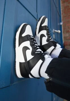 Nike Sportswear Nike Dunk Hi Retro Bttys - Zapatillas Altas - White/Black/Total Orange -Toni Pons Ventas 4fef1ad370e545d69f63d8566bd14a86