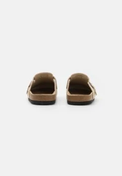 Pier One Leather Unisex - Pantuflas - Beige -Toni Pons Ventas 7fc4209f0b9d443b96717beece6deee4