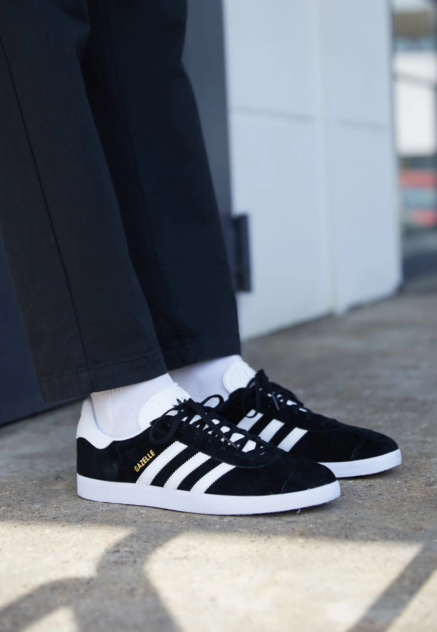 Adidas Originals Gazelle Unisex - Zapatillas - Black 4 Adidas Originals Gazelle Unisex - Zapatillas - Black - Imagen 2