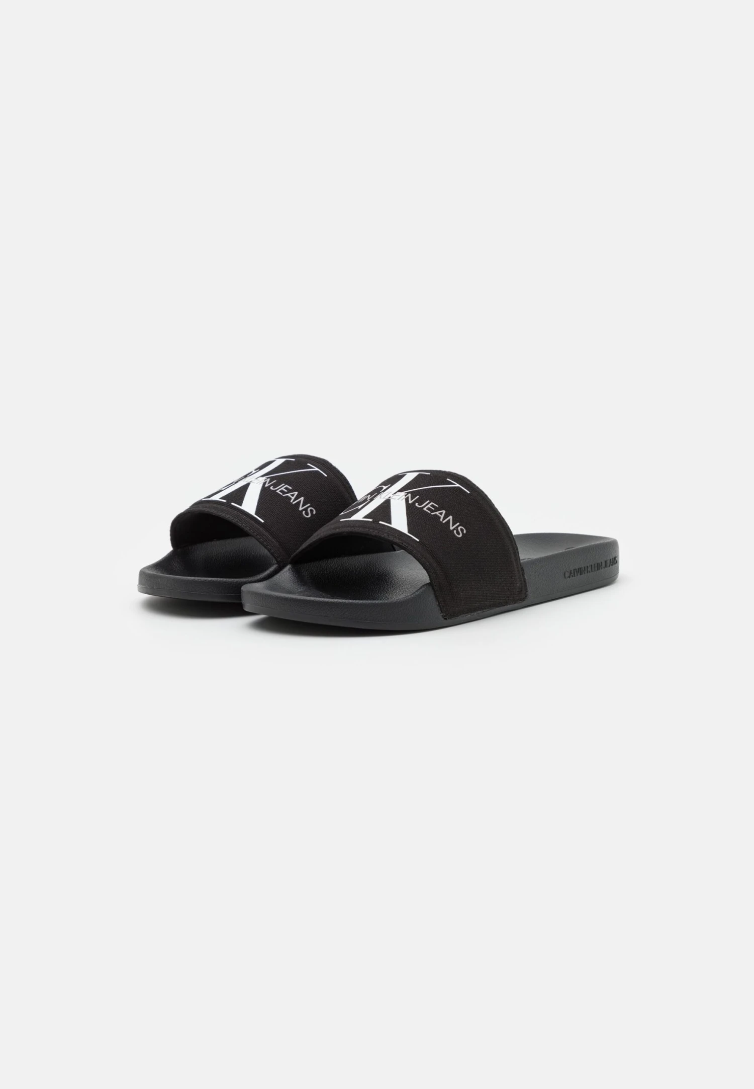 Calvin Klein Jeans Slide Monogram- Sandalias Planas - Black 4 Calvin Klein Jeans Slide Monogram- Sandalias Planas - Black - Imagen 2