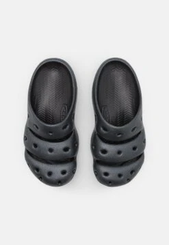 Keen Yogui - Sandalias Planas - Graphite -Toni Pons Ventas b352e2e53a5747cea1625c6b1b8579c3