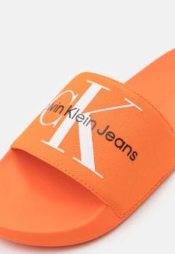 Calvin Klein Jeans Slide Monogram- Sandalias Planas - Firecracker 13 Calvin Klein Jeans Slide Monogram- Sandalias Planas - Firecracker -Toni Pons Ventas c54a7e896cc14fbfa7c9d22692f9e07d