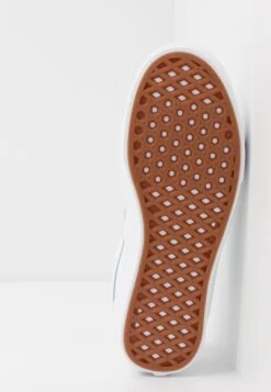 Vans Ua Comfycush Old Skool - Zapatillas - True White -Toni Pons Ventas edc9a21694f7433db6d6e6e423854bf2